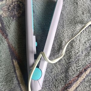 Mini Hair Straightener + Lice Comb