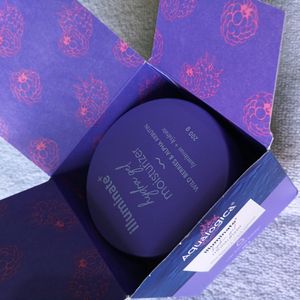 Aqualogica illuminate+ Hydra Gel Moisturizer