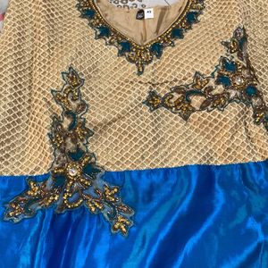 Partywear Kurta Set For Grabs