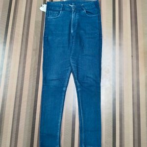 V-42 Size-30 Slim Fit Women Denim Jeans