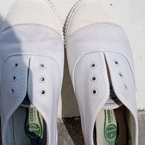 White Shoes Sport Shoe