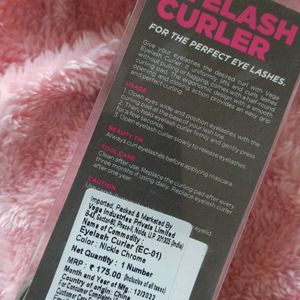 Unopened Eyelash Curler