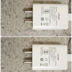 NEW VIVO MOBILE CHARGER TYPE C