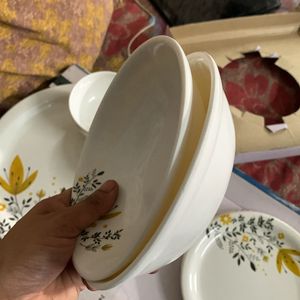 14 Piece Dinner Set