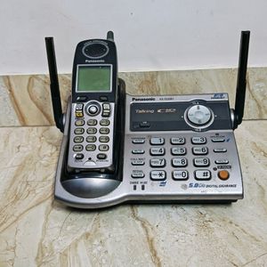 2 Vintage Phone