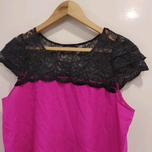 Express Beautiful Top With Lace