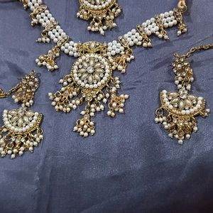 Moti Set With Long Earings N Tikka