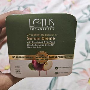 Lotus Serum Cream Moisturizer  With Red Apple