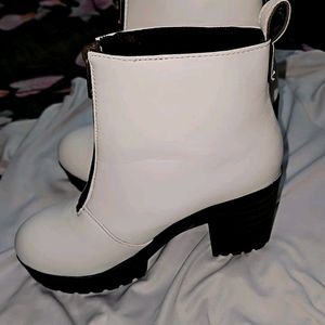 Front Zipper Ankle Length Boots