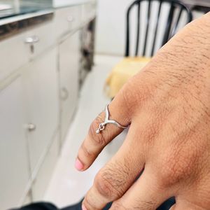 pure silver unique ring vshape