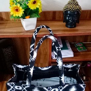 2024 Trending New Black Nd White Tote Bag