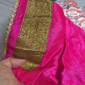 Saree With Stitched And Padded Blouse