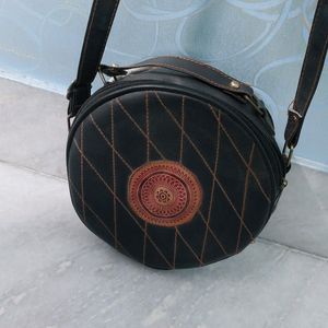 Round Sling Bag