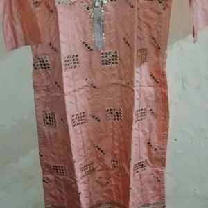 Women's Pink Ethnic Motif Embroidered Chiffon Suit