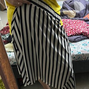 Off White And Black Strips Skirt