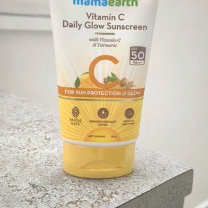 Mamaearth Vitamin C Daily Glow SunscreenSPF50PA+++