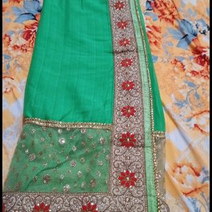 Free Broun Saree