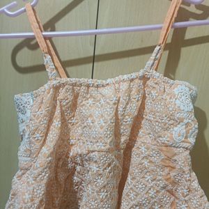 Chikankari Sleeveless Padded Crop Top