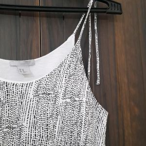 H&M OPEN-NECK TOP