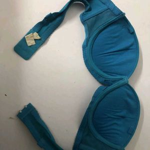 Bra without strip