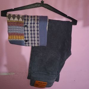 Jeans With Printed Half Shirt