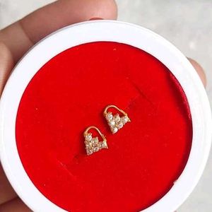 Gold 22crt Hallmark Studs