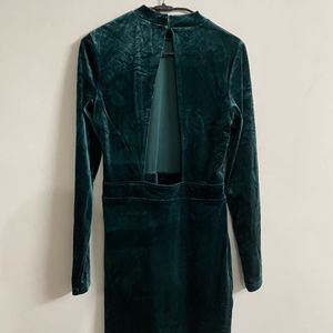 Divided HM Green Velvet Back Open Dress