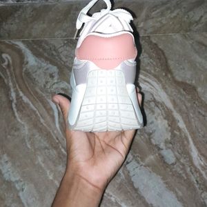 Latest Woman Casual Shoes