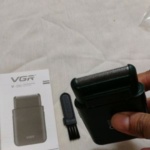 VGR V-390 Shaver For Men