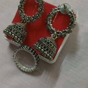 New Stylish Silver Earings With Ring