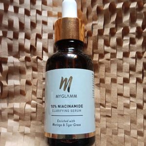 MyGlamm 10% Niacinamide Clarifying Serum Enriched