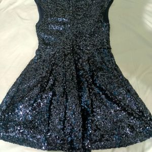 "FOREVER 21 Medium Midnight Blue Sequin Prom/Cockt