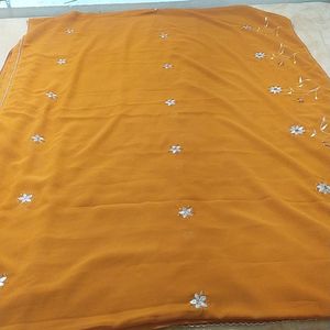 I Am Selling Saree