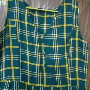 Checkered Yellow And Green Sleeveless A-line Dress