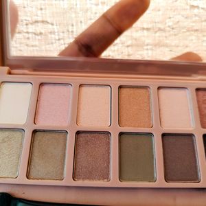 🔴Offer Price 🔴Maybelline Nudes Eyeshadow Palette