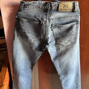 Sizs 28 Men’s Jeans Good Condition