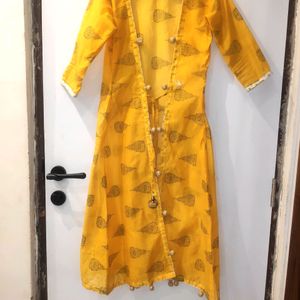 Beautiful Yellow shrug with white kurta | M