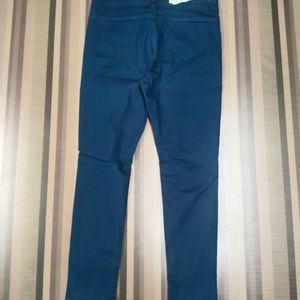 T-59 Size 34 Knee Cut Women Denim Jeans