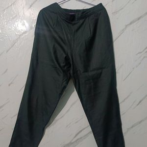 Comfortable Trouser In Black