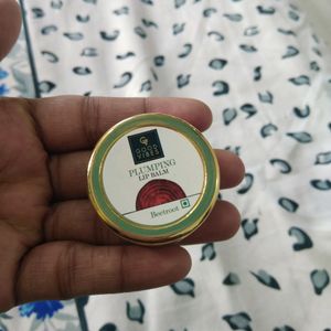 Liqid Lipstick And Lip Balm