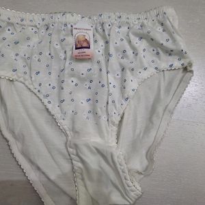 Light Weight Cotton Panties New With Tag