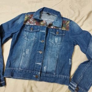 Forever 21 Dupe Printed Fitted Crop Denim Jacket🧥