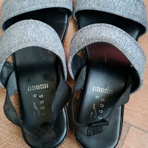 Women Sandals In Very Good Condition.