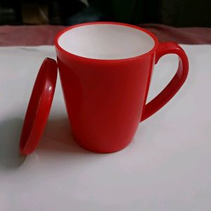 Two Mugs With Lid