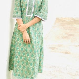 Gerua Women Kurta And Plazzo Set