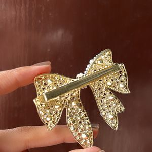 Metal bow Clip