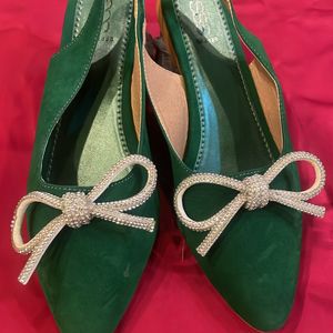 Green Shimmer Bow Pointed Mule