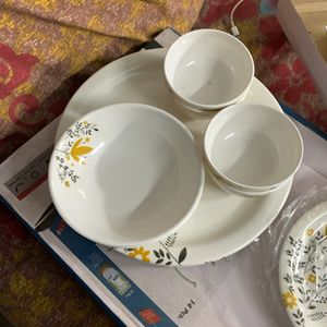 14 Piece Dinner Set