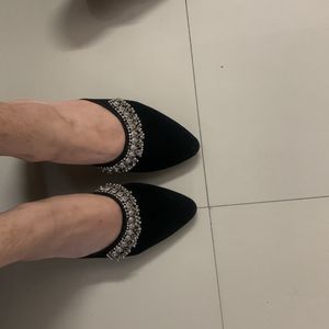 Black Sandals For Women