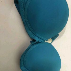 Bra without strip